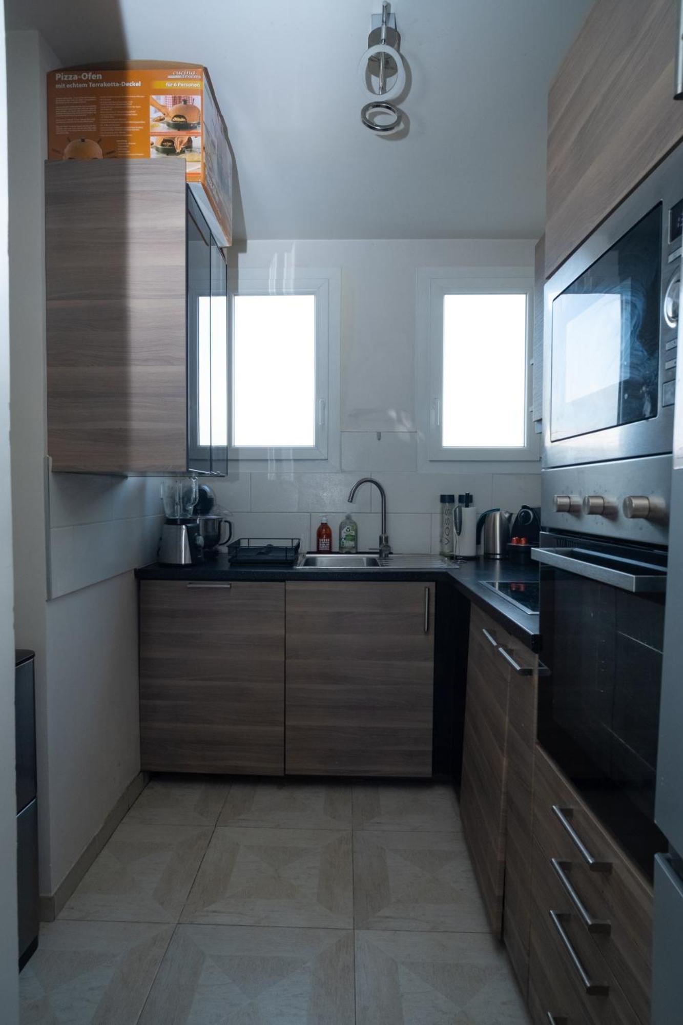 Joli T2 Proche Du Metro Avec Vue Tour Eiffel Apartment อิซซีเลมูลิโนต์ ภายนอก รูปภาพ